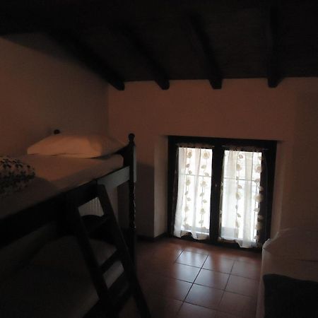 Rifugio Alpetto Di Torno Hostel Sormano Bagian luar foto