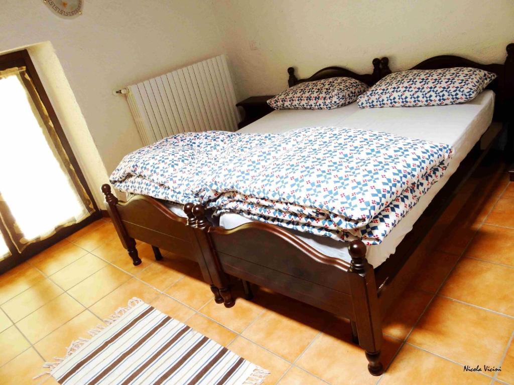 Rifugio Alpetto Di Torno Hostel Sormano Ruang foto