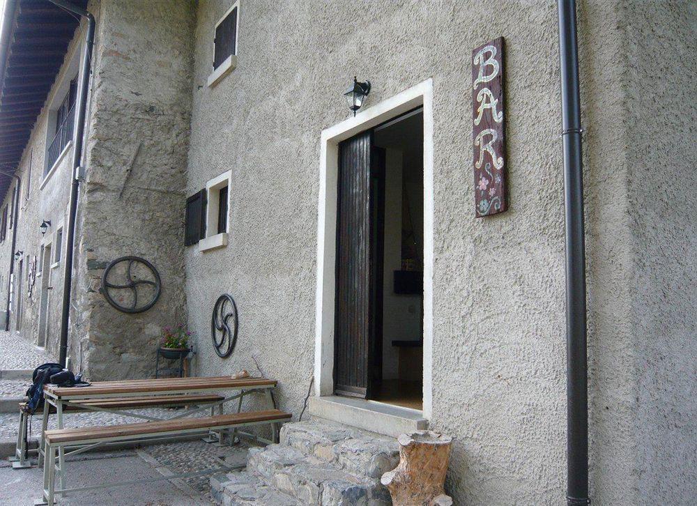 Rifugio Alpetto Di Torno Hostel Sormano Bagian luar foto