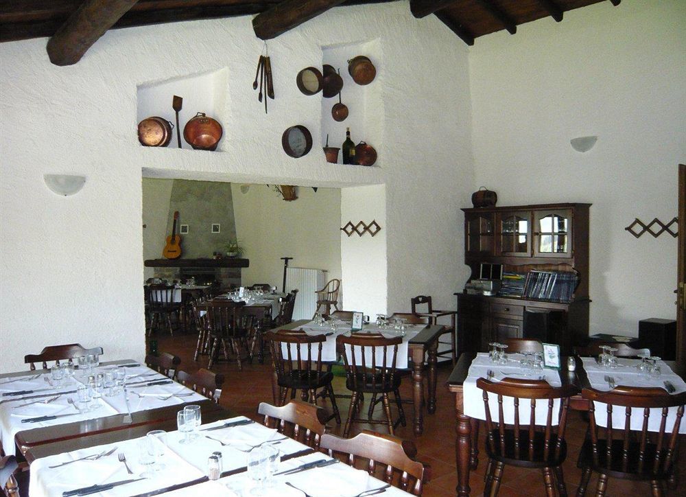 Rifugio Alpetto Di Torno Hostel Sormano Bagian luar foto